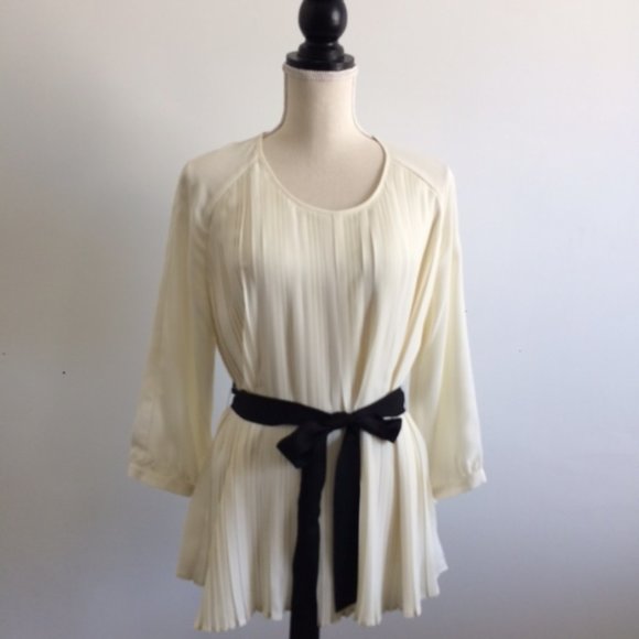 J Peterman Ivory Pleated Blouse M - Picture 1 of 12